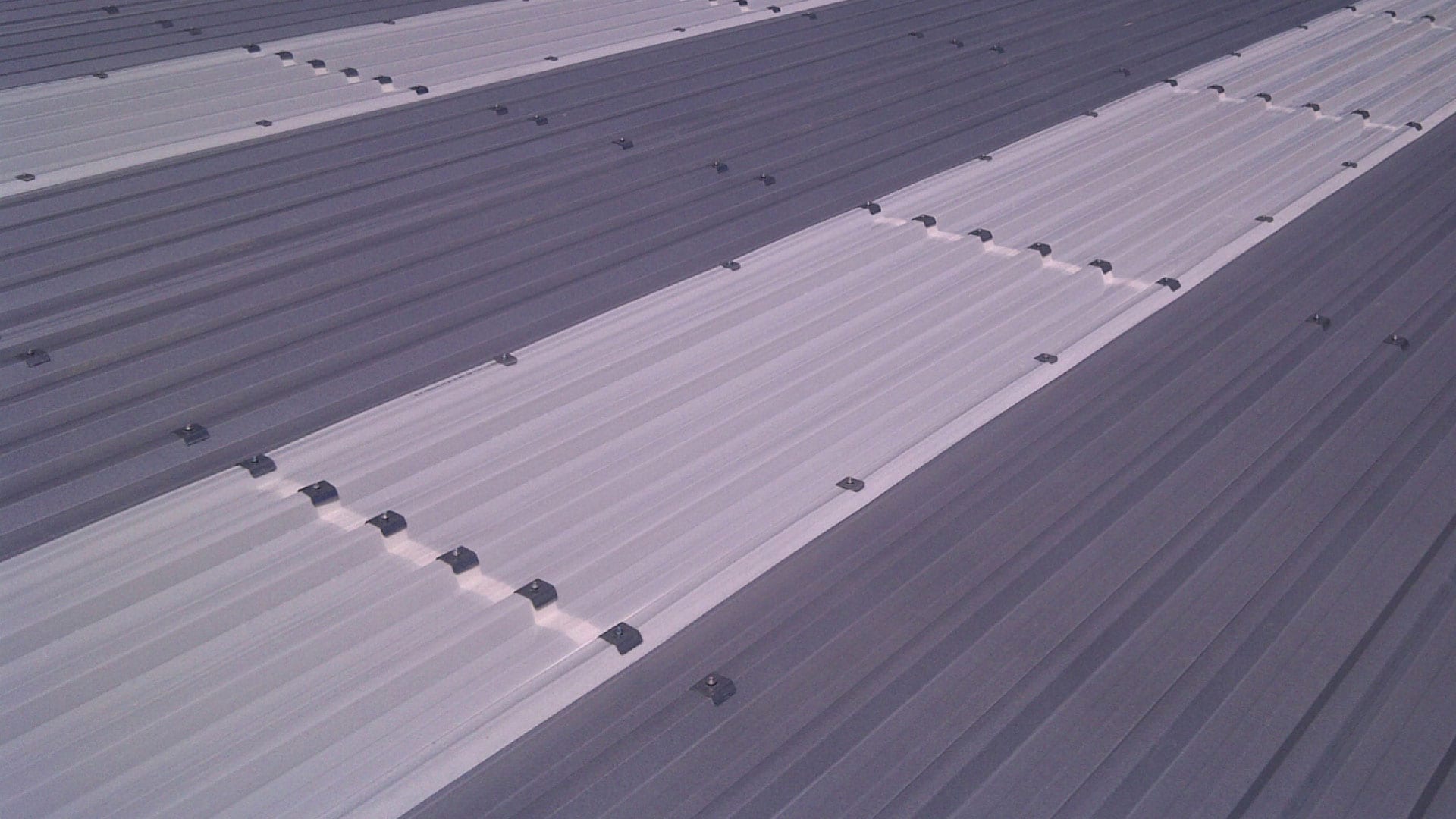 polycarbonate roofing material